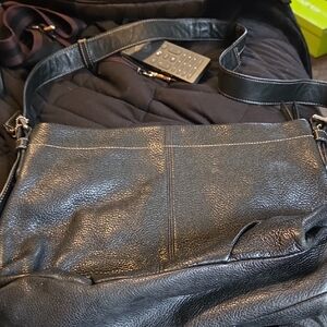 Elegant Black Leather Messenger Bag